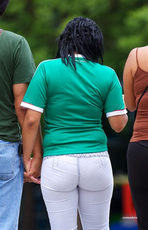 Justin nalgas grandes shared a photo. Sexy girls on the street, girls in jeans, spandex and ...