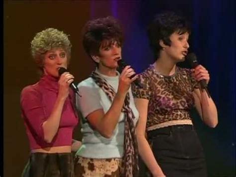 Download lagu gert en hermien documentaire mp3 dan video mp4. Tineke Schouten - Hermien en dochters (Showiesjoo) - YouTube
