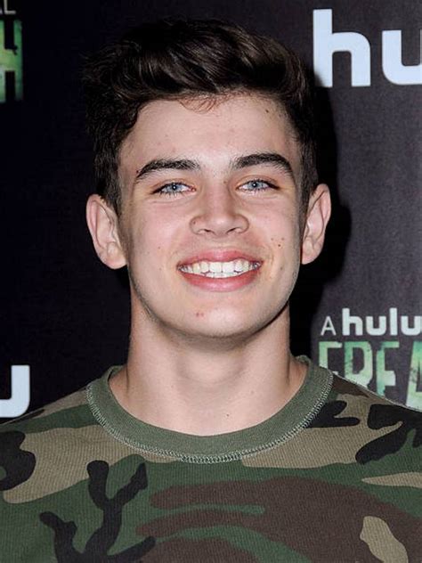 Hayes grier is the younger brother of carolina panthers' backup quarterback will grier. Gwiazdy internetowe - Wzrost i Waga Gwiazd! Sprawdź ...