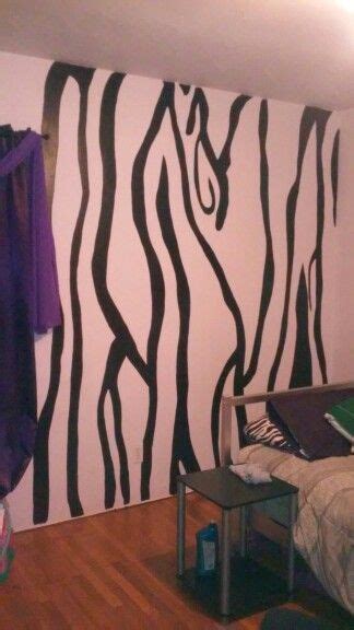 Zebra print wall decor ideas and tips for modern homes. Pin on Diy