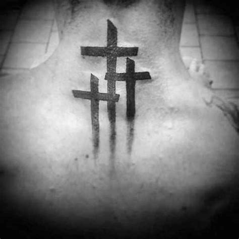It is a popular tattoo for both men and women, and can convey a wide range of meanings that are not just religious in nature. 150 Best Cross Tattoos for Men (2020)