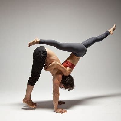 Easy couples yoga poses you've got to try with your partner. 133 best images about Yoga for Two : Partner, Couples, and ...
