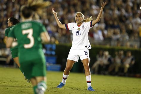 Jane campbell (houston dash), adrianna franch (portland thorns fc), alyssa naeher (chicago red stars) the uswnt have 18. USWNT Roster Cuts Since 2019 World Cup: 4 Players That Are Out