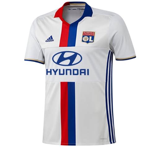 Napastnik jest od dłuższego czasu celem transferowym wielu europejskich klubów. Olympique de Lyon primera camiseta 2016/17 - Adidas ...