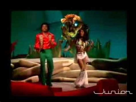 chorus let me take you to a place nice and quiet there ain't no one there to interrupt, ain't gotta rush i just wanna take it nice and slow (now. Jesse Green - Nice and Slow (Música da vinheta de Abertura ...