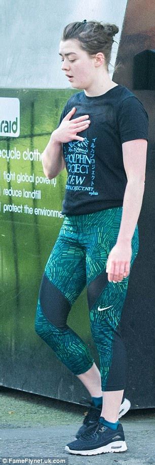 Start date mar 22, 2019. Game Of Thrones star Maisie Williams goes for a jog ...