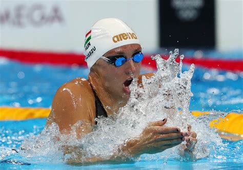 Katinka grew up in baja, hungary and was coached in swimming by her grandfather, lászló bakos until the age of 13. Katinka Hosszu Adds 100 IM Gold to 2016 Worlds Medal ...