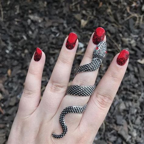 Each metal appears differently on your skin, pairs better with different colored stones, and varies in durability and cost. Sealed with a hisssss // Silver Snake Full Finger Ring | Rose gold halo engagement ring, Vintage ...