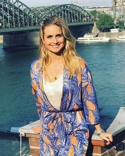 Ohlen was filmed during her mud campaign, a video ended up on youtube and twitter. Susanna Ohlen auf Instagram: „Freitag der 13.te? Von wegen! Sonne, Welt, Wochenende: kommt in ...