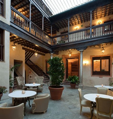 Ihr wertvolles reisewissen ist jetzt gefragt. Hotel Casa 1800: Sevilla and Granada | SuitcaseJournal