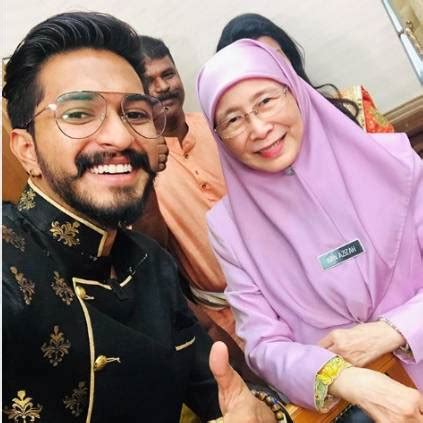 Perdana menteri malaysia) is the head of government of malaysia. Bigg Boss 3 winner Mugen meets Malaysian Deputy Prime Minister