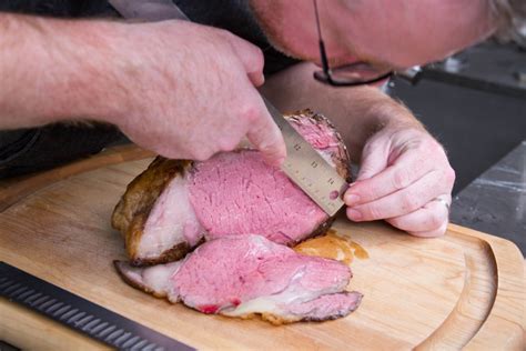 Then, let it rest for at least 15 minutes before slicing and serving. What Vegetable To Serve With Prime Rib / Garlic Herb Prime ...