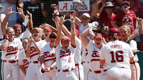 The espn.com/usa softball collegiate poll was voted on by a panel of 20 voters. Alabama beats Texas, 8-5, to earn 12th trip to Women's ...