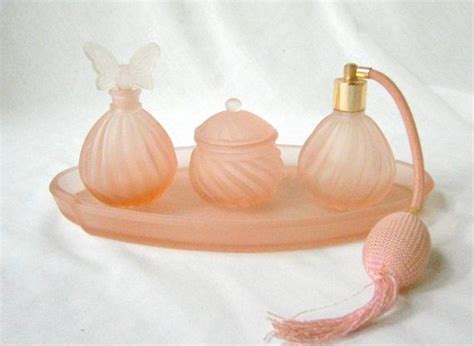 Frosted Pink Swirl Glass Vanity Perfume Set | Glass vanity ... This vanity set holds six bottles and puzzle together to fit in the curved holder.