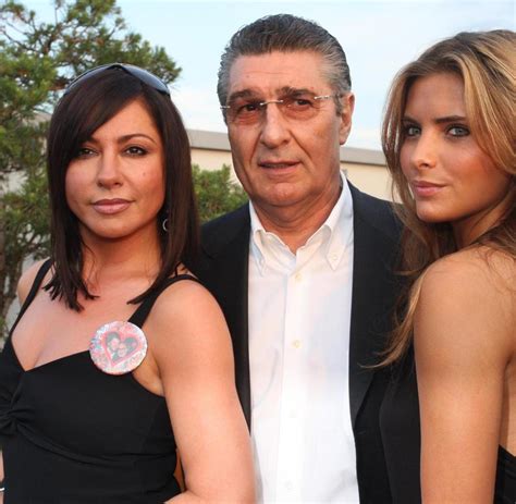 Sophia thomalla zeigt sich ungeschminkt bei instagram. Sophia thomalla da muss mann. Es ist nicht ihr Freund ...
