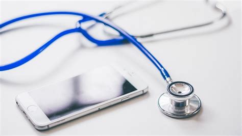 Nationwide team of wonderful doctors. Free Medical Consultation Online