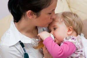 Dip a corner of a clean wash cloth in chamomile tea. What Are The Benefits of Chamomile Tea For Babies ...