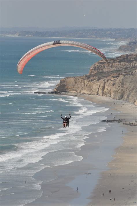 Check out our huge selection of holidays and vacations, courses and lessons, experiences and day trips, hotels and other accommodation. Calafia Beach Pundit: Paragliding in Torrey Pines