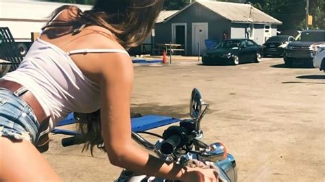 Bernd peters veröffentlicht am auf instagram ist nichts mehr los, seit monaten haben fans nichts neues von laura müller (20) gehört. Wegen Musikvideo: Fans wettern gegen Wendler und seine ...