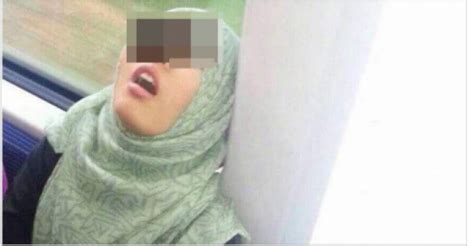 Apakah mereka melakukan khitan bagi kaum perempuan atau tidak. Cara Melancap Paling Best Bagi Perempuan ? - ViralBerita