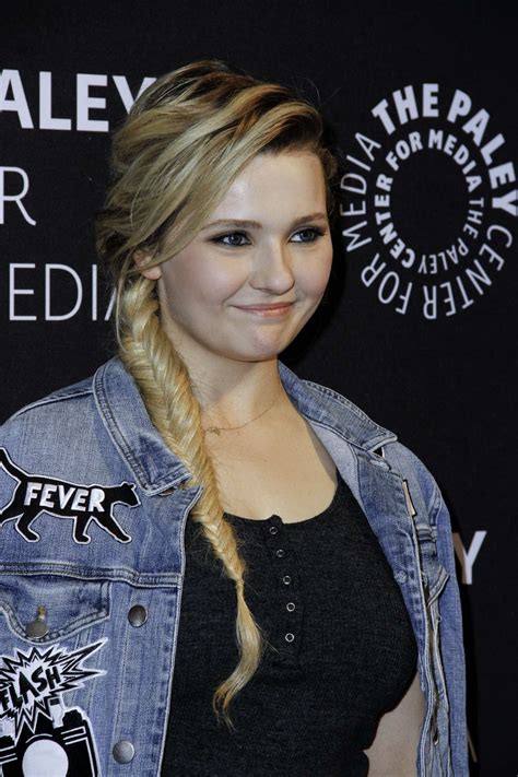 Because who doesn't love unnecessary remakes? Abigail Breslin: Dirty Dancing Paleylive La Spring Event ...