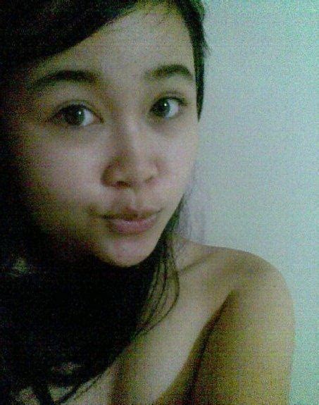 Itulah foto selfie cewek hijab nekat bugil pamer susu. Cinta Meki: Gadis IGO Cantik Narsis Sambil Bugil Di Kamar ...