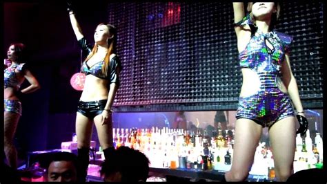 Therealmayo1 141.450 views6 year ago. Bar top dancing at Dragonfly - YouTube