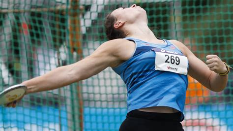 At the tucson elite classic on thursday (20), dutch discus record was broken by jorinde van klinken after throwing 65.94m to win. Atletiektitels voor Vetter, Comenentia en de laatste voor ...