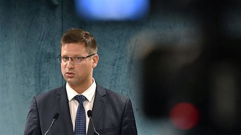 Olaszországban baloldali kormány alakult a kormányválság után, a kancelláriaminiszter szerint ezzel gulyás gergely: Végre: Gulyás Gergely büntetőfeljelentést tesz a DK-s ...