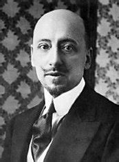 (or d'annunzio) italian poet and prose writer of the nineteen hundred italian literature; Gabriele D'Annunzio - Wikipedia