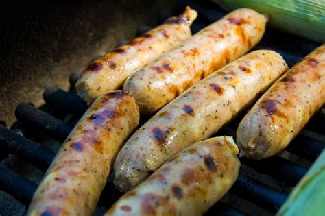 The recipe wasn't specific what to do with the rice. Homemade Chicken Apple Sausage Recipe :: The Meatwave