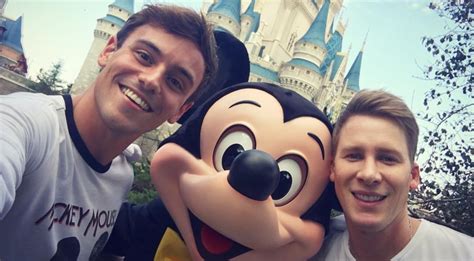 Sometimes you need that post workout or just wake the body up a little! Tom Daley and Dustin Lance Black married in fairytale ...