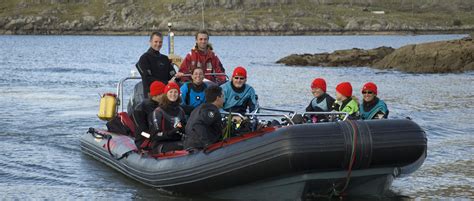 Don't use alcohol to keep warm. 6 Ways to Keep Warm While Diving