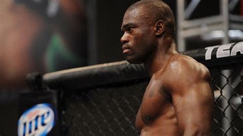 Kevin lee & uriah hall. Uriah Hall released from hospital following failed UFC St ...