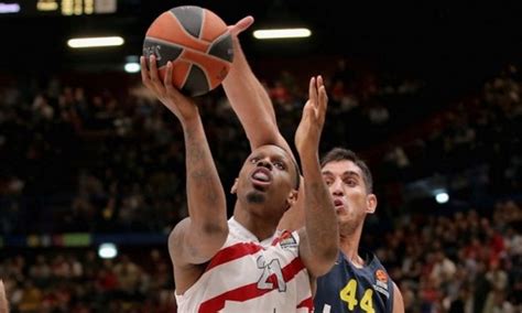 James nunnally uudelleentwiittasi uc santa barbara basketball. James Nunnally on fire, Milano forces Game 5 against ...