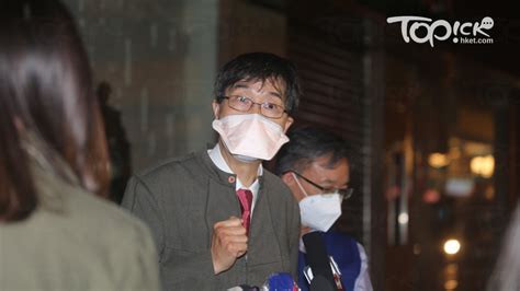 荃灣綠楊新村 r 座出現小型爆發，7 個單位先後有 12 人確診，港大微生物學系講座教授袁國勇連同衛生防護中心、環保署、屋宇署等中午到. 【油麻地禁足】袁國勇指封區可登記居民電話以再作檢測 承認時機難以拿捏：永遠都是愈早做愈有用 - 香港 ...