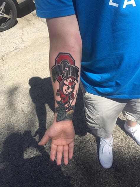 Ohio state university is an amazing school, it also has an amazing football team. Color Tattoos by KK | Champaign-Urbana, Illinois | Paign City Tattoo