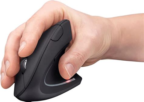 cette souris "verticale" est presque donnée