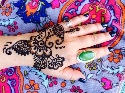 This can take around 30 minutes. Henna drying | Henna hand tattoo, Hand tattoos, Hand henna