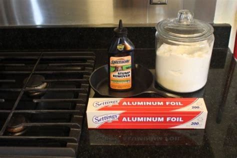 Blue and orange dye work the best, but you can use any color dye you wish. How To Make A Homemade Smoke Bomb
