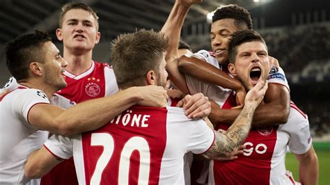 With ajax, web applications can send and retrieve data from a server asynchronously (in the background) without interfering with the display and behaviour of the existing page. Ajax verzekerd van ruim 64 miljoen door Champions League ...