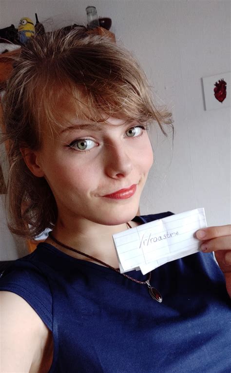 Just turned 18 - roast me up! (if you can ;) ) : RoastMe