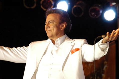 Agnaldo rayol (born agnaldo coniglio rayol on may 5, 1938) is a brazilian singer and actor. Agnaldo Rayol - MPB PUBLICAÇÕES