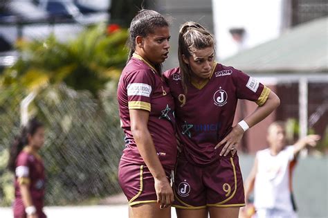 A equipe de futebol feminino do corinthians foi criada em 2016, . Juventus encara a Portuguesa no Futebol Feminino : Clube ...