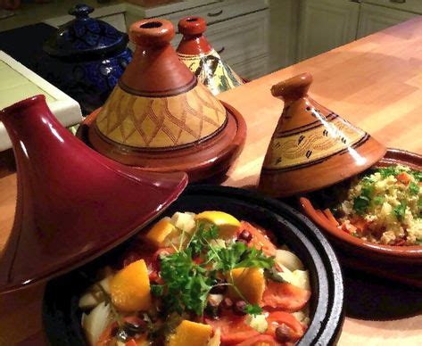 Home chef considered as one of the greates tv shows of all times. tajine kip | Recepten, Eten en drinken, Marokkaanse recepten