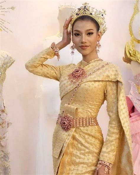 คาแรคเตอร์ของ พิมรี่พาย นั้น จะให้นิยามว่าเป็นสาวเปรี้ยวแซ่บสายแรงก็คงไม่ผิดนัก ซึ่งในช่วงแรกของการขายความแรงของเธออาจไม่ได้มากมายขนาด. น้ำ มิสแกรนด์ โพสต์ฟาด! คนด่า พิมรี่พาย เป็นคนแบบไหน? หัด ...
