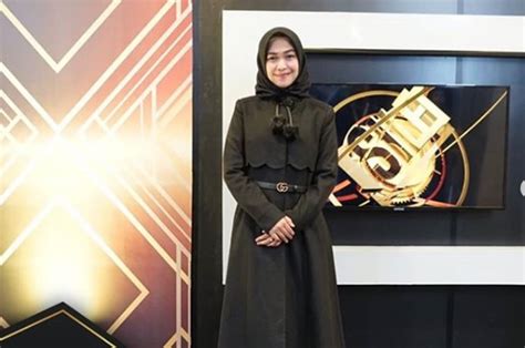 Keduanya menjadi kreator pertama di asia tenggara dan indonesia yang memiliki 10 juta subscriber dan juga meraih diamond award dari youtube. Silet Awards 2019, Ria Ricis Kalahkan Atta Halilintar ...