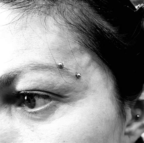 I want­ed some­one to go with me, as i knew i'd feel very uncom­fort­able and alone walk­ing into the stu­dio (it's just not my scene), but real­ized that it was some­thing i had to do for and by myself. horizontal eyebrow piercing Archives