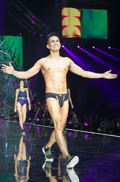 Rodriguez is from catbalogan city, samar. Tom Rodriguez's Internet-Famous Bulge At The Bench Fashion ...