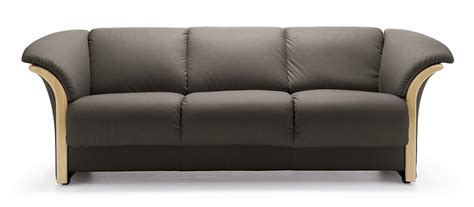 Ekornes manhattan loveseat stressless® sofas 2 sizes, 8 wood finishes, fabric or leather. Ekornes Manhattan Sofa - The Century House - Madison, WI